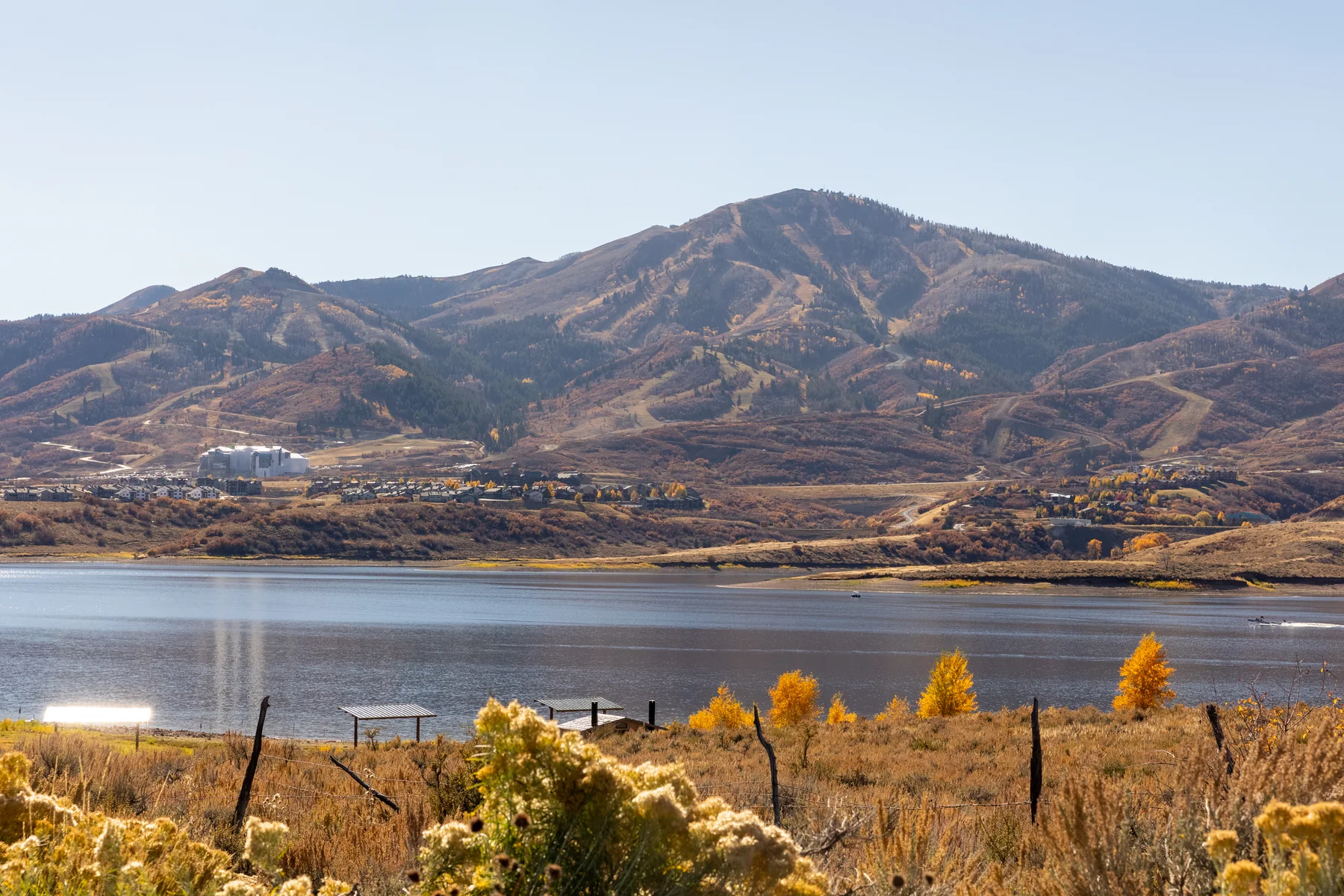 Autumn color above Jordanelle Reservoir at Shoreline.