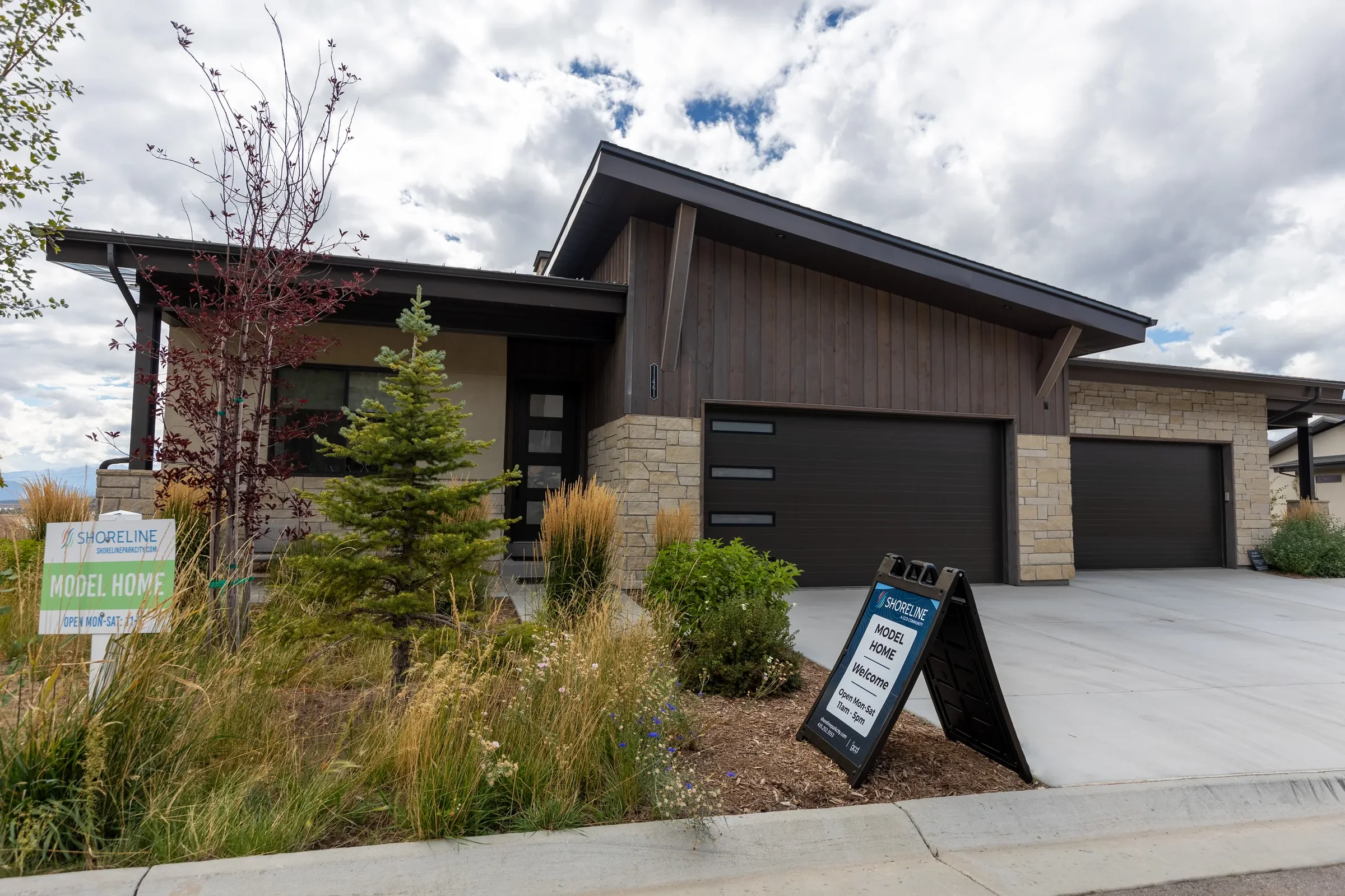 Shoreline Phase III Skyline model home at 11461 N Sailwater Lane